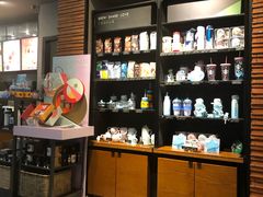 -星巴克(上海虹桥新天地二店)
