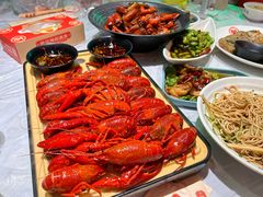 -肥肥虾庄·金牌油焖大虾(首义路店)