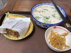 -穆得·老周家牛肉烧饼(普利街店)
