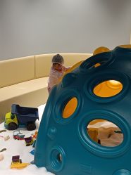 -奈尔宝家庭中心·亲子餐厅(北京东坝万达店)