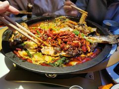 -鸣记脆皮烤鱼·海鲜烤鱼(三八广场店)