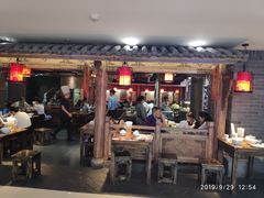 门面-张氏宽窄巷成都名小吃(茂业百货华强北店)