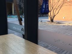 -瑞幸咖啡(北工大理科楼店)