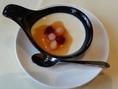 甜品奶冻-Oyster Talks 四度蚝法餐厅