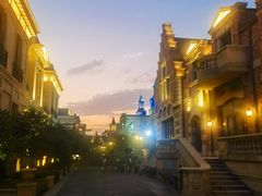 -东港音乐喷泉广场