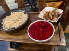 -老房老舍重庆火锅(假日城市店)