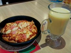 -必胜客(漕宝路店)