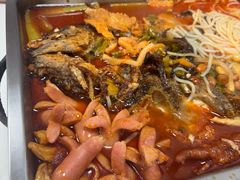 -在巷子里的烤肉店·螺蛳粉烤鱼·牛蛙(和美城店)