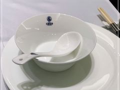 -红鼎豆捞·非遗鲍皇汤火锅(宝丰路店)