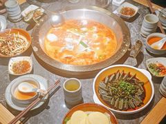 -野山舂·贵州现舂酸汤牛肉(东山店)