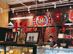 面包甜点陈列柜-熊叔熊婶面包房(团结湖店)