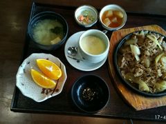 -御花园·粤菜·海鲜火锅(中山公园店)