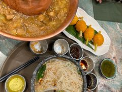 土司铜锅油焖鸡-浩海火烧云傣家菜(京广店)