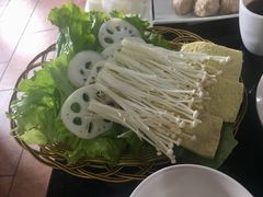 蔬菜拼盘-潮汕美牛肉丸火锅店(天宁寺店)