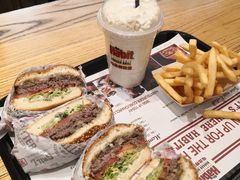 -The Habit Burger Grill 哈比特汉堡(爱琴海店)