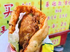 -小红车炸蛋葱油饼