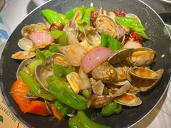 -巴厘龙虾·榜首油焖大虾(音乐学院·沿江酒馆店)