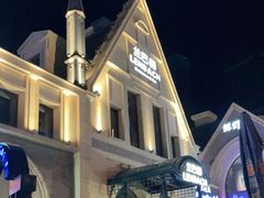 -LENBACH兰巴赫西餐啤酒坊(大连东港店)