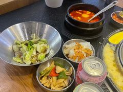 -GOGIYA·咕叽吖韩国传统烤肉店(东方新天地店)