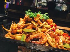 鱿鱼虾干锅-炭舍干锅·烤鱼(扬名广场店)