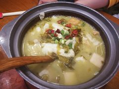 -周鱼小馆石锅酸菜鱼(活力汇店)