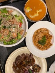 -爱陪伴尊享月子中心(国际店)
