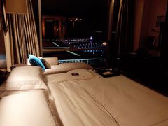 -青岛海尔洲际酒店