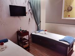 -新盈光·云会所(百丈东路店)