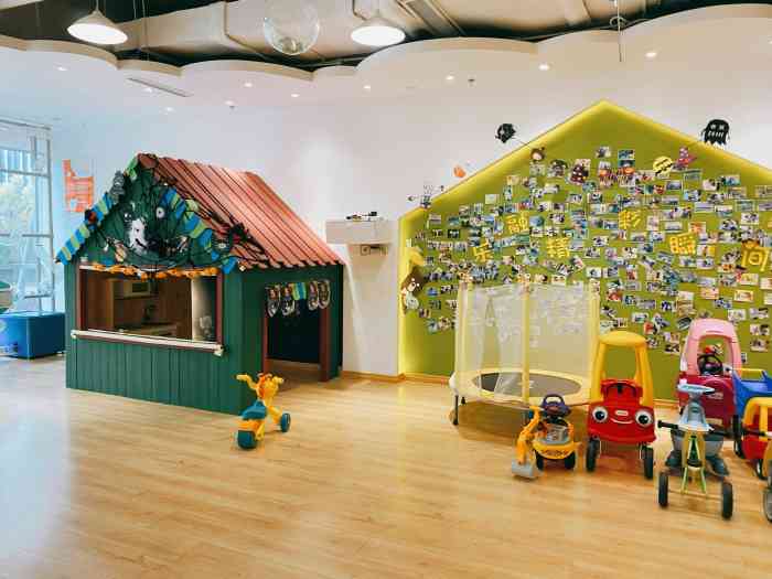 乐融儿童之家(早教托育中心)-"小区宝妈介绍过去的,去校区看了一下