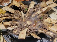 -茸梅路右拐龙虾-农家菜(松江店)