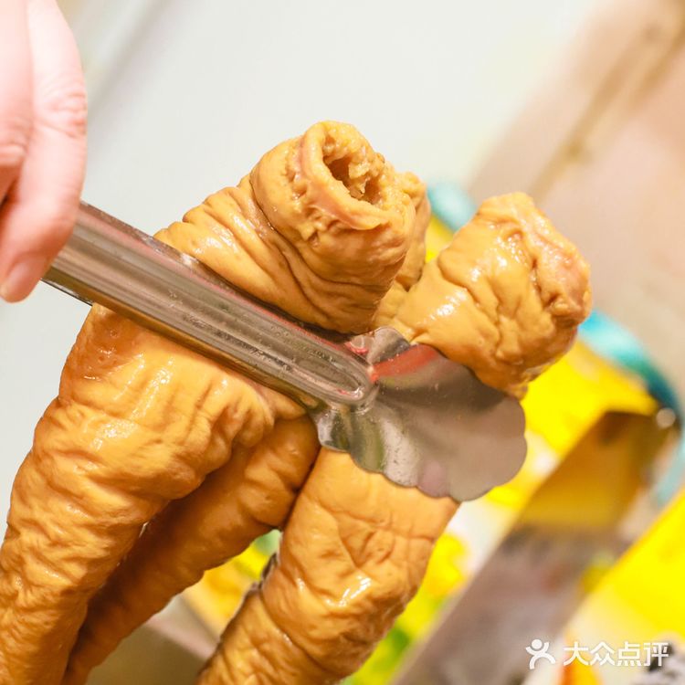 济南探店｜不可思议！众多美女竟然都爱大肠头