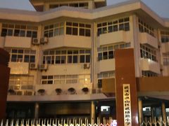 -武汉市洪山区武珞路小学