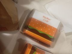 -麦当劳(轻轨曹杨路店)