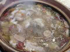 -广味炭炉鸡煲(宝业路分店)