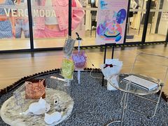 -王府井奥莱临潼小镇(临潼店)