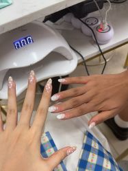 -尤米一站式美甲美睫