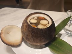 原味椰子炖乌鸡-汤城小厨•粤菜•靓汤(西直门凯德MALL店)