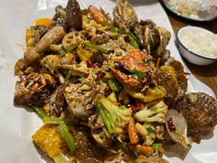 -东来菜馆•手抓海鲜家常菜•海鲜锅贴(鸽子窝店)