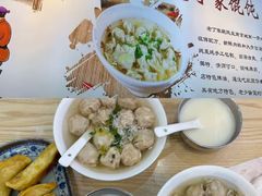 -金陵老丁家馄饨(新街口店)
