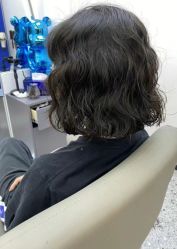 -MOVAN  HAIR莫凡匠人发型屋