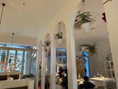 -春树下·树屋花房西餐厅(罍街AS1980店)