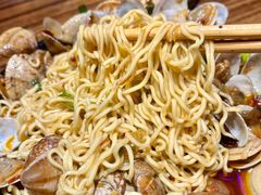-蚝堡海鲜·威海菜·海肠捞饭·烧烤·亚洲吃蚝公司(幸福门店)