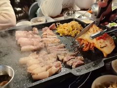 -Dombe豚(黑猪肉街店)