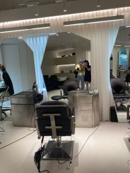 -SALON DE VANHADA