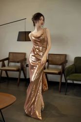-Renee芮亦婚纱(原丽莎)