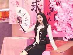 -黄记煌三汁焖锅(新佳丽江汉路店)