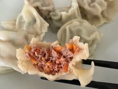 牛肉胡萝卜饺子-大眼锅贴水饺(河东店)