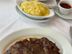 -茹丝葵经典牛排馆(成都IFS店)