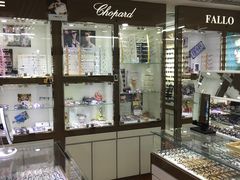 -华彬眼镜专业渐进配镜(潘家园店)