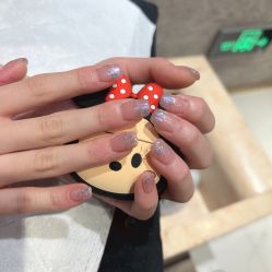 -悦指间美甲美睫